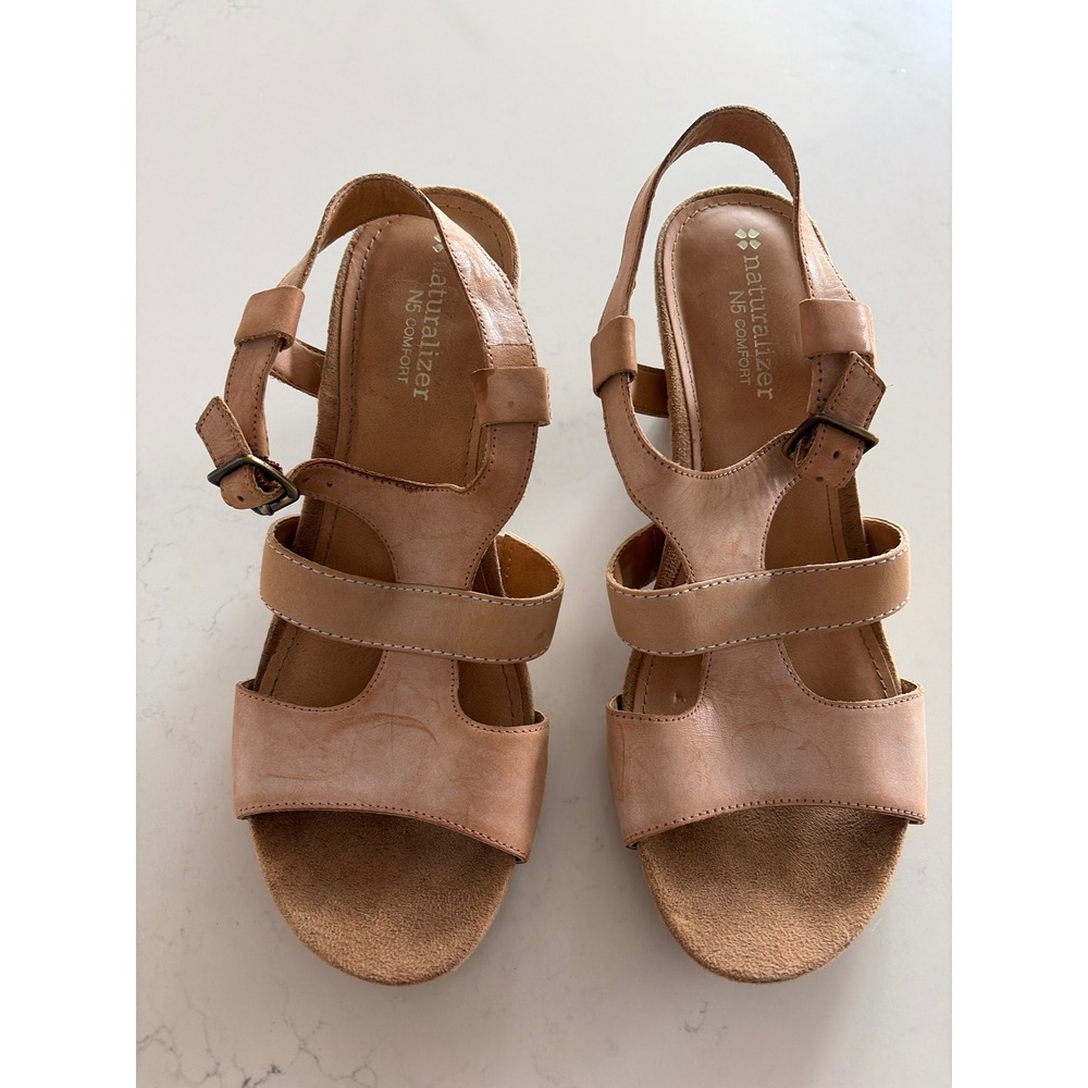 Naturalizer Strappy Sandals Beige Block Heel Buckle Ankle Strap Women